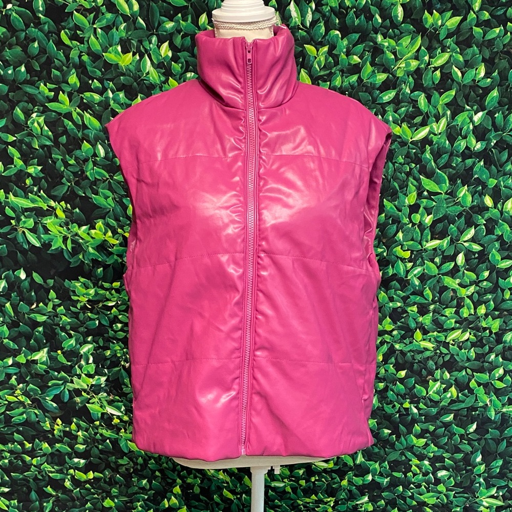 Entro Fuchsia Puffer Vest Size Small